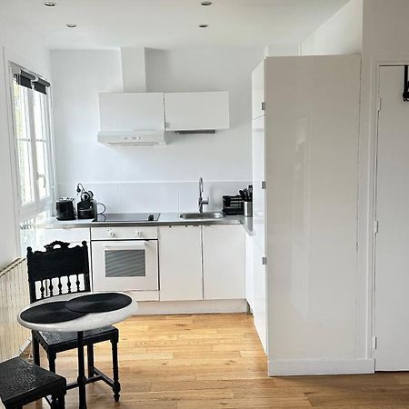 Charmant Studio Au Coeur Du 18E Apartment Paris Exterior foto