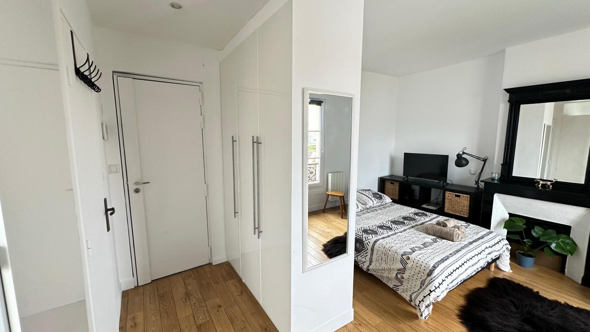 Charmant Studio Au Coeur Du 18E Apartment Paris Exterior foto